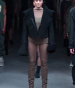 Access_Kardashian_02.jpg