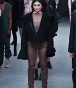 Access_Kardashian_03.jpg