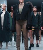 Access_Kardashian_05.jpg