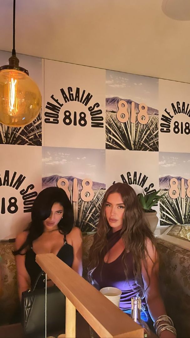 Access_Kardashian_015.jpg