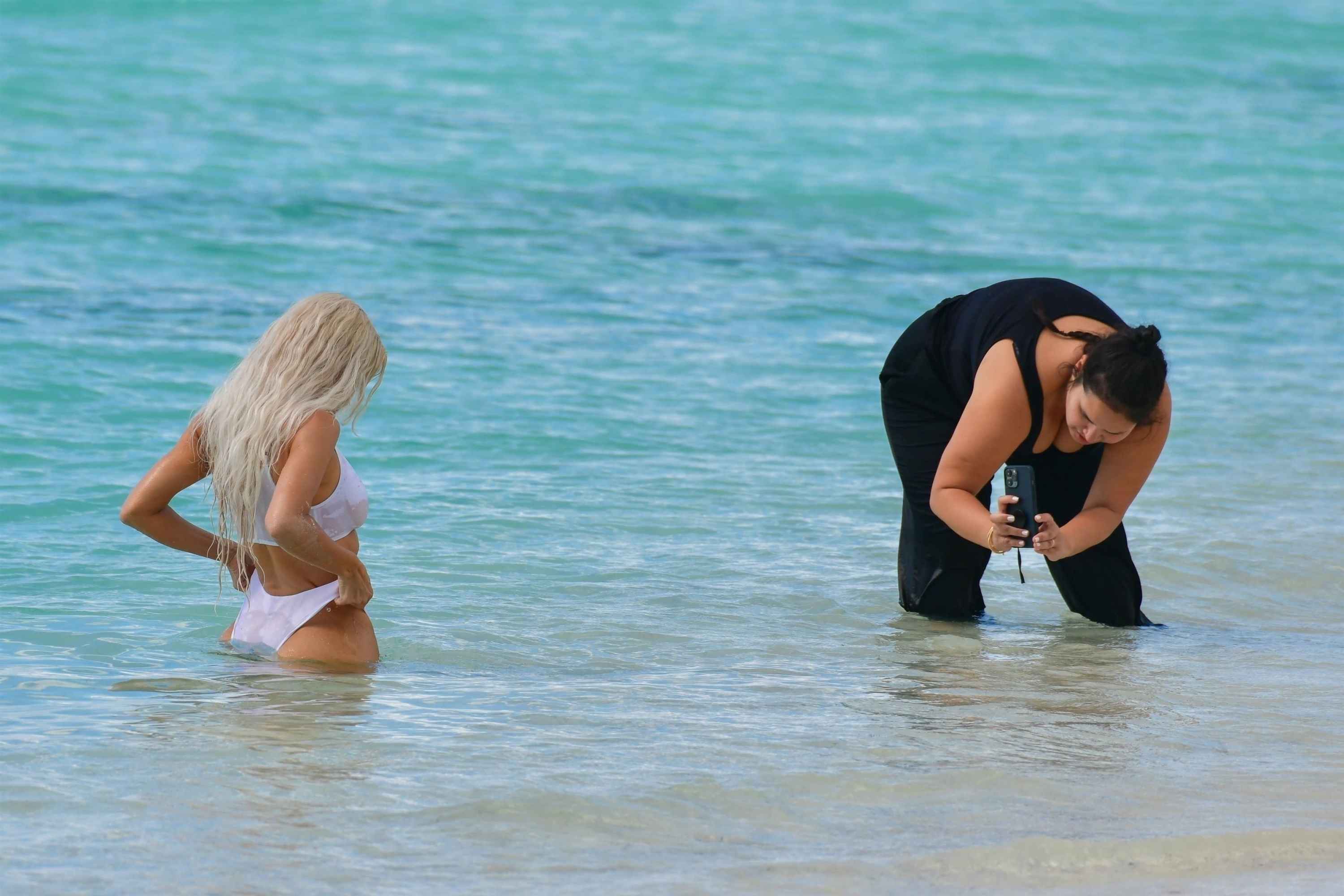 Access_Kardashian024.jpg