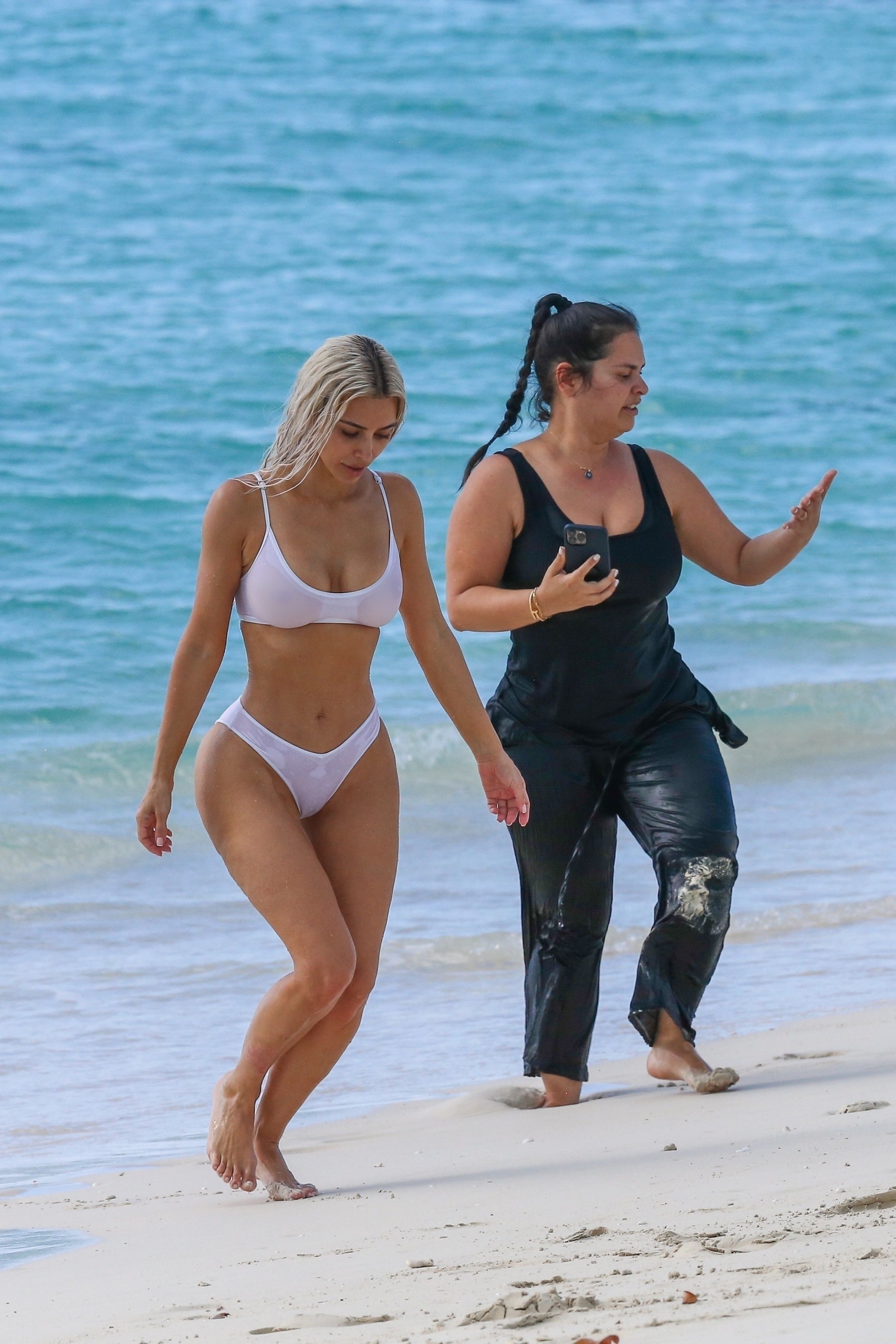 Access_Kardashian082.jpg