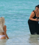 Access_Kardashian026.jpg