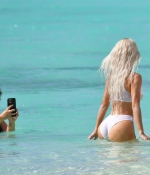 Access_Kardashian029.jpg