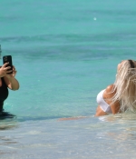 Access_Kardashian034.jpg