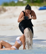 Access_Kardashian042.jpg
