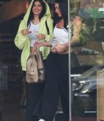 Access_Kardashian_02.jpg
