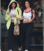 Access_Kardashian_06.jpg