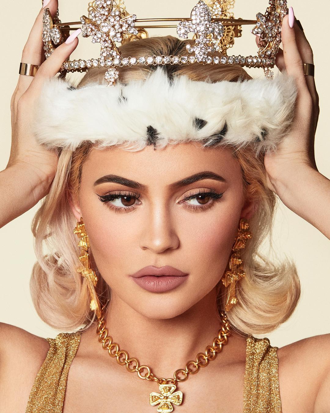 Access_Kardashian_04.jpg