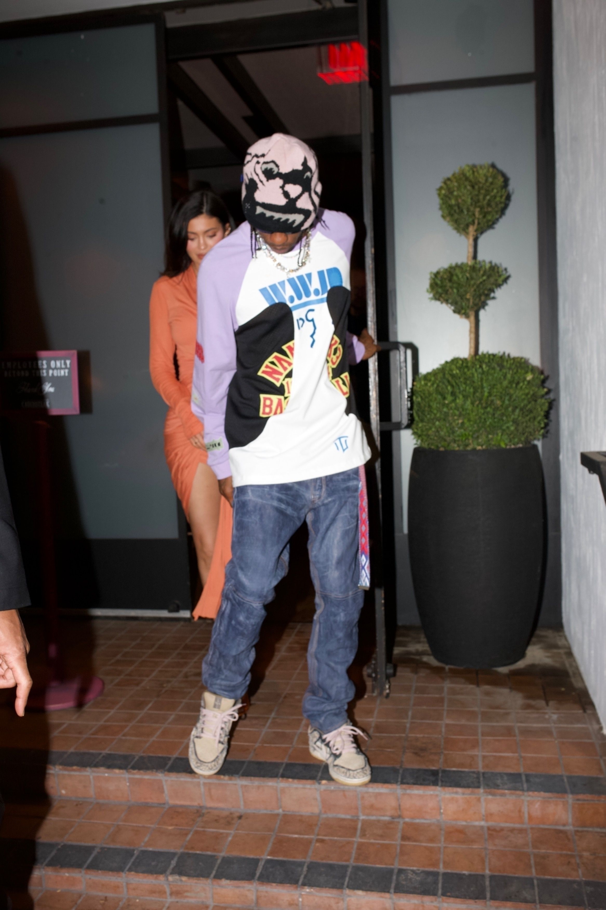 Access_Kardashian_003.jpg