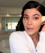 Access_Kardashian_010.png