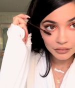 Access_Kardashian_017.png
