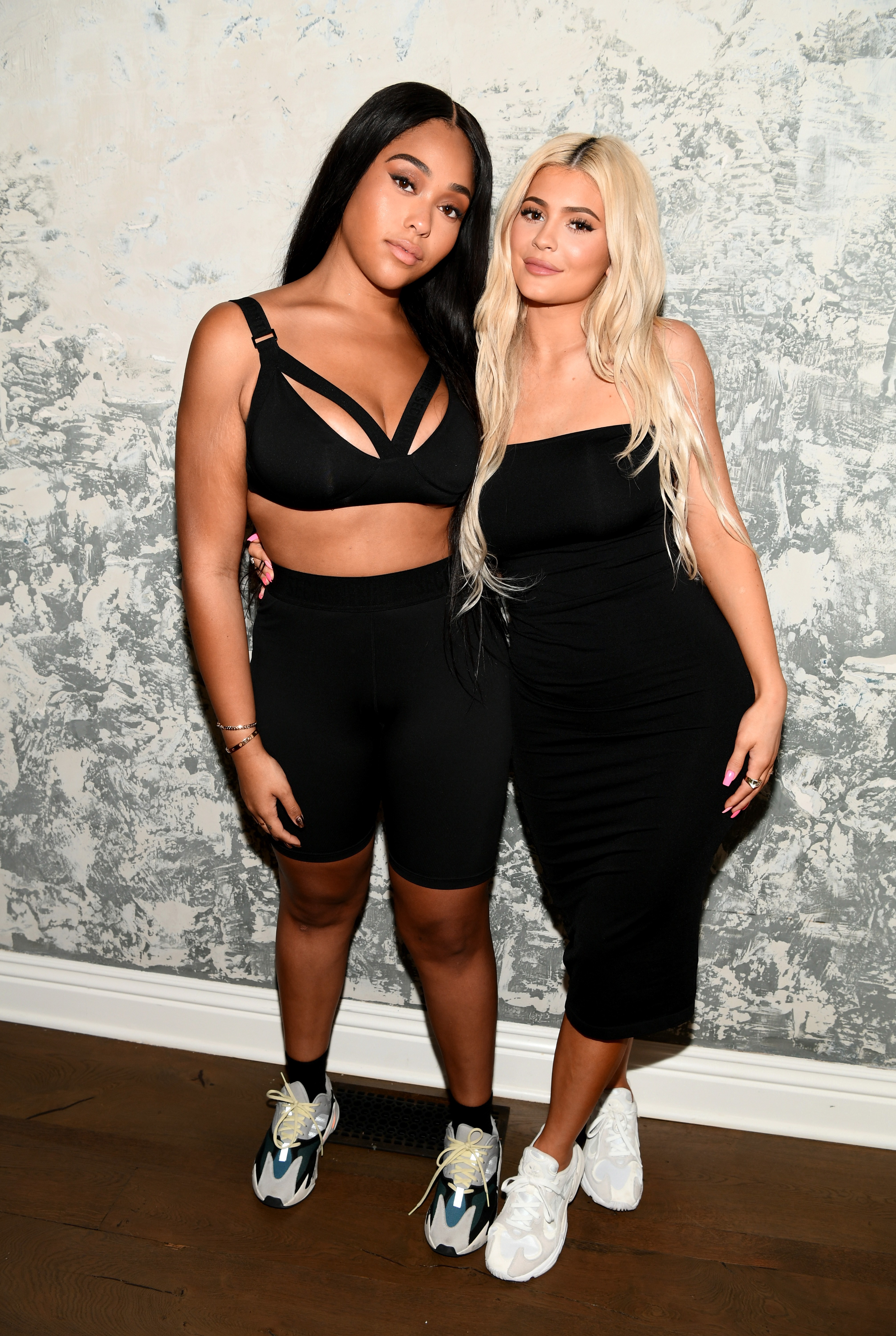 Access_Kardashian_03.jpg