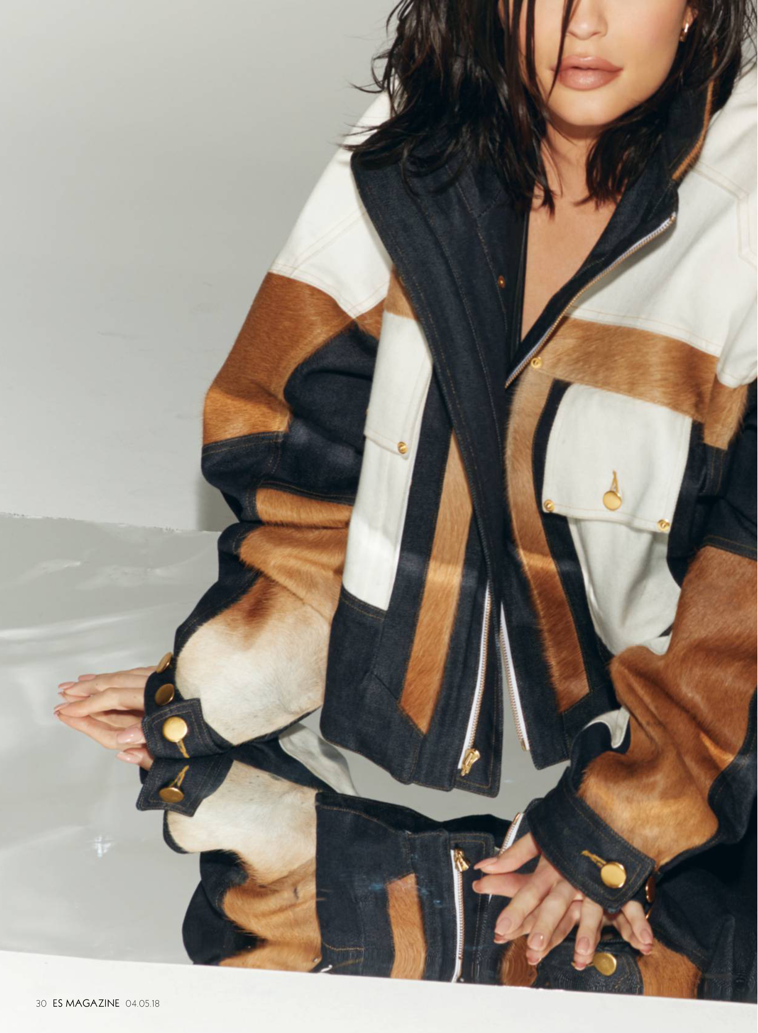 Access_Kardashian_06.jpg