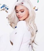 Access_Kardashian_01.jpg