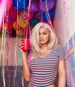 Access_Kardashian_04.jpg