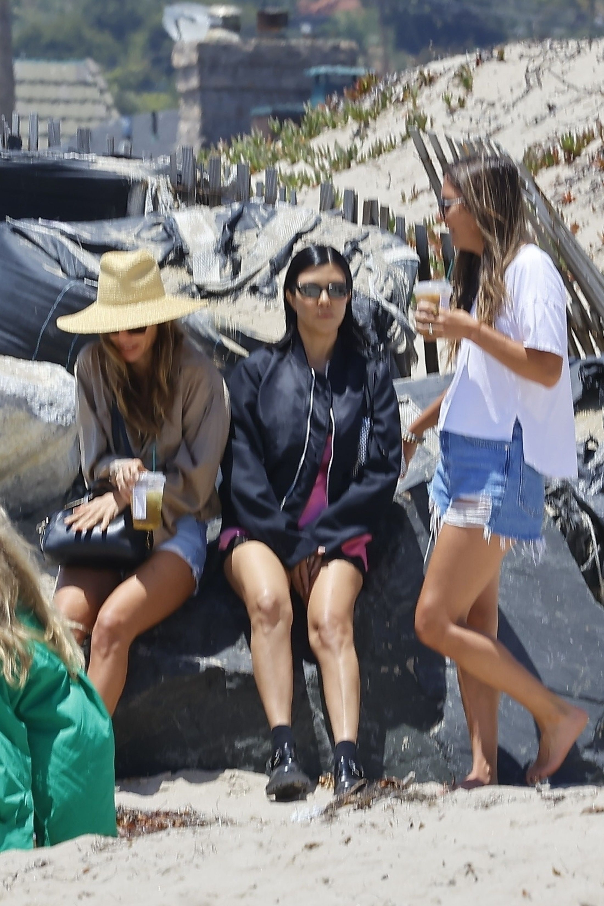 Access_Kardashian_012.jpg