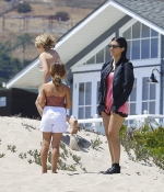 Access_Kardashian_015.jpg