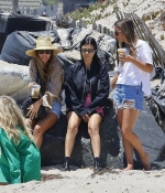 Access_Kardashian_030.jpg