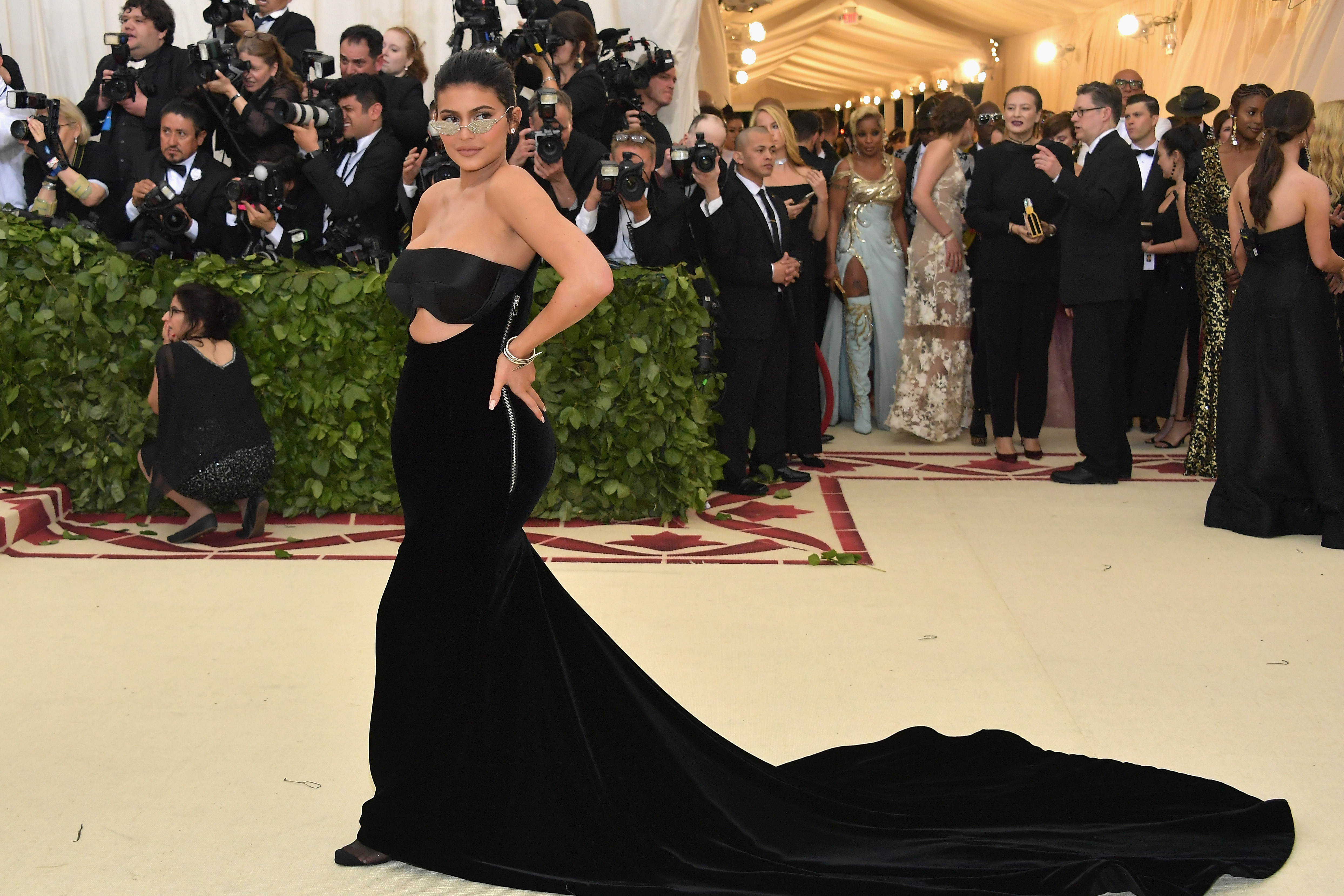 Access_Kardashian_09.jpg