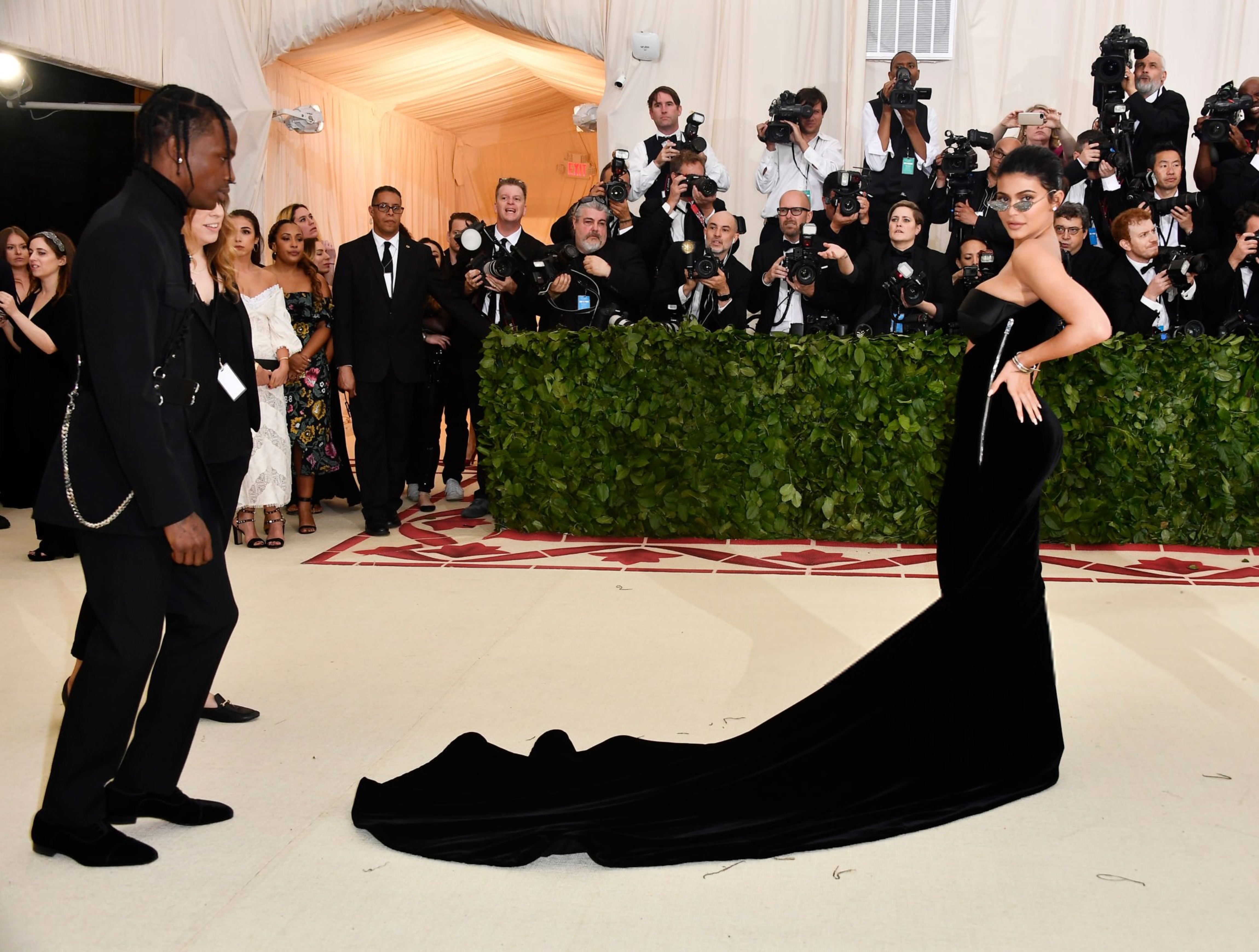 Access_Kardashian_281729.jpg