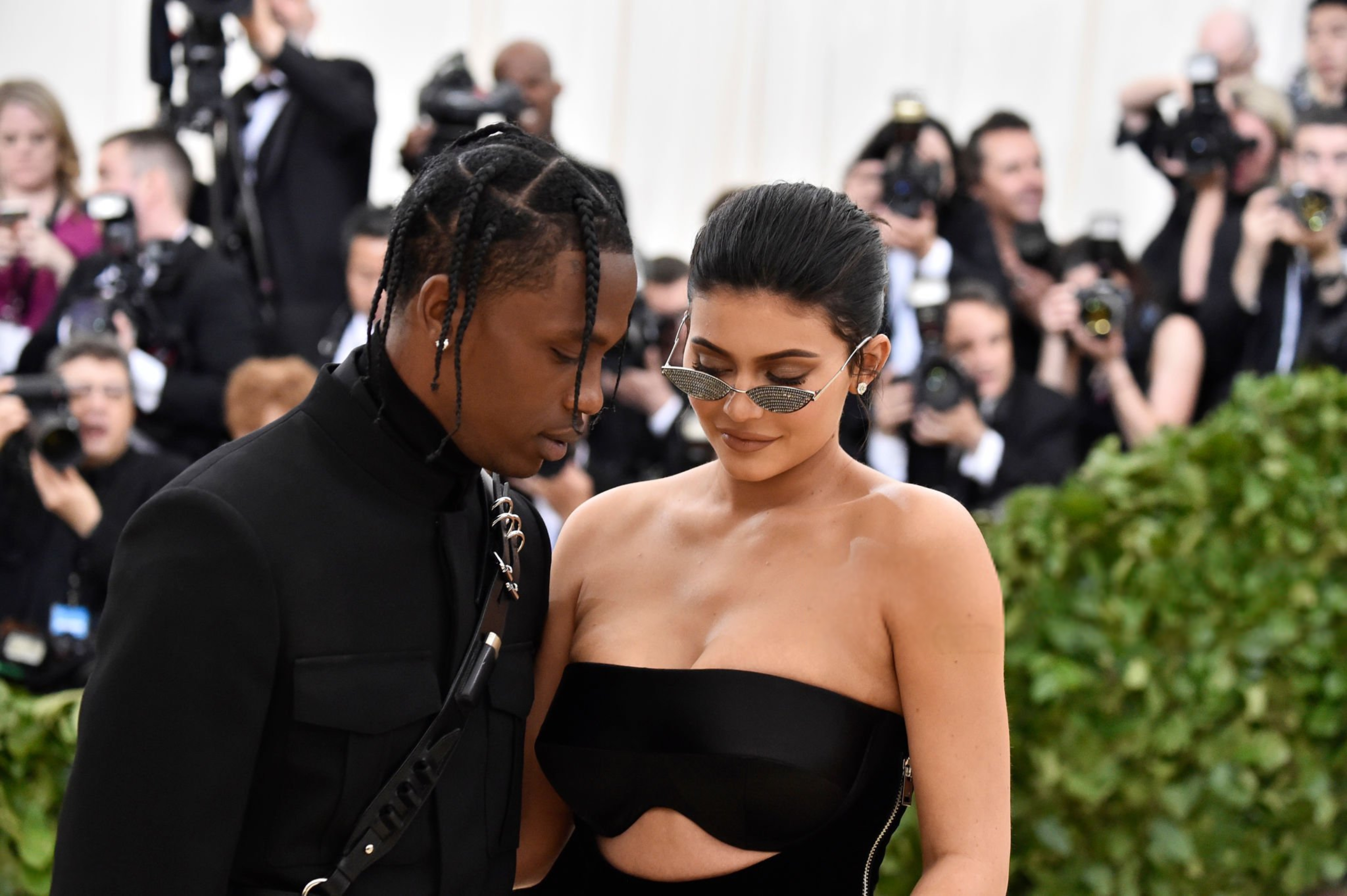 Access_Kardashian_281929.jpg
