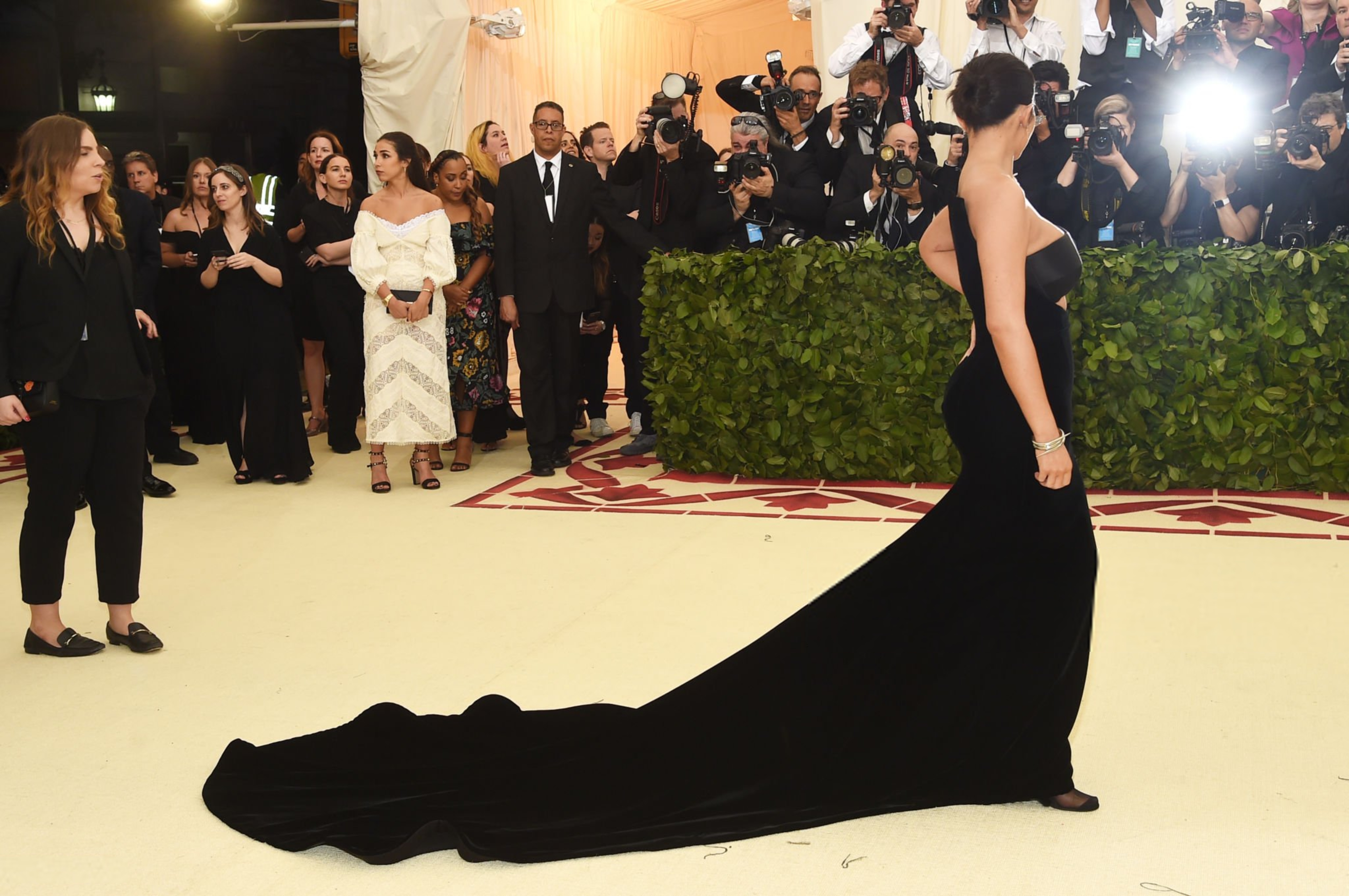 Access_Kardashian_282829.jpg