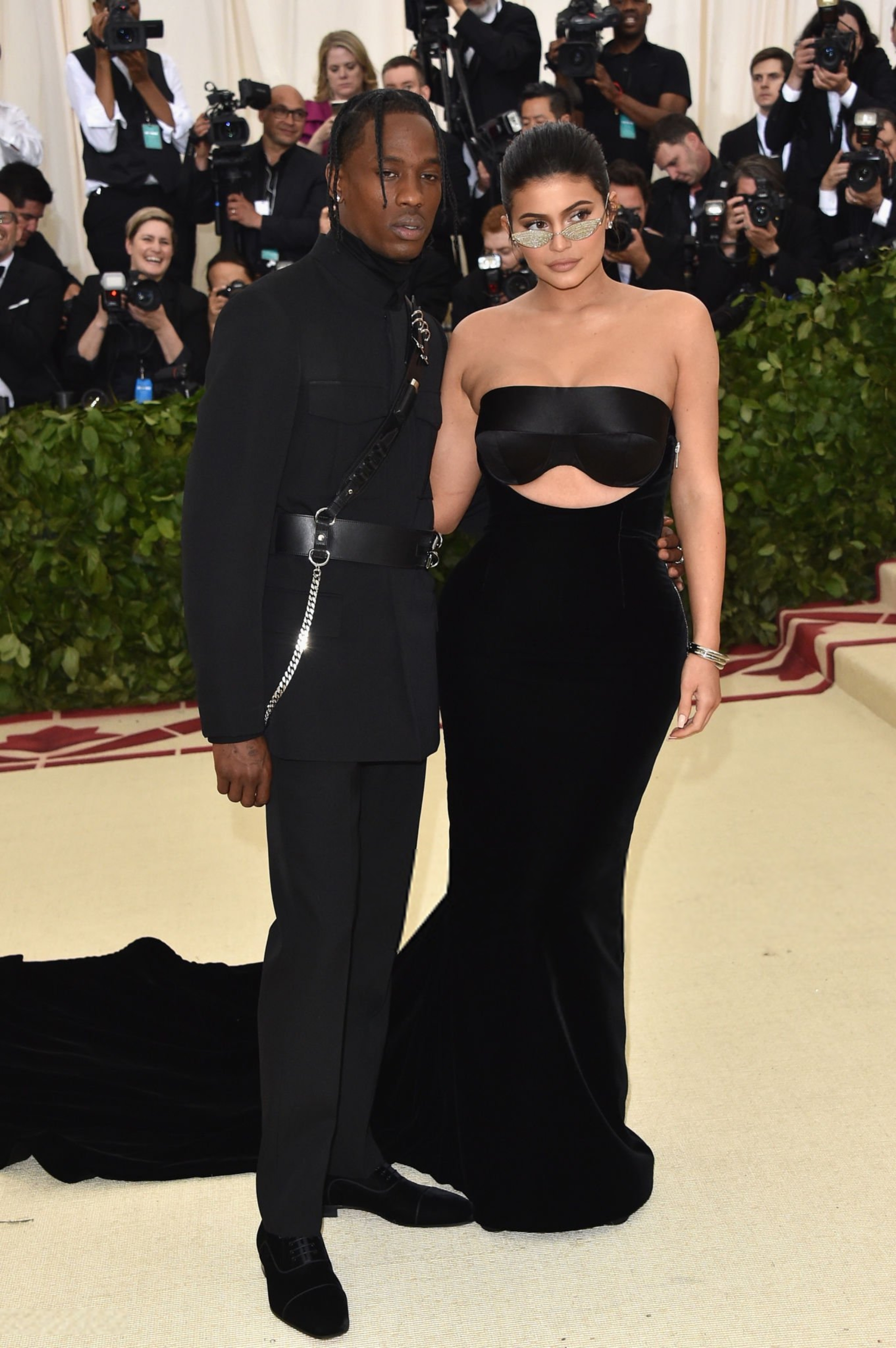 Access_Kardashian_283529.jpg