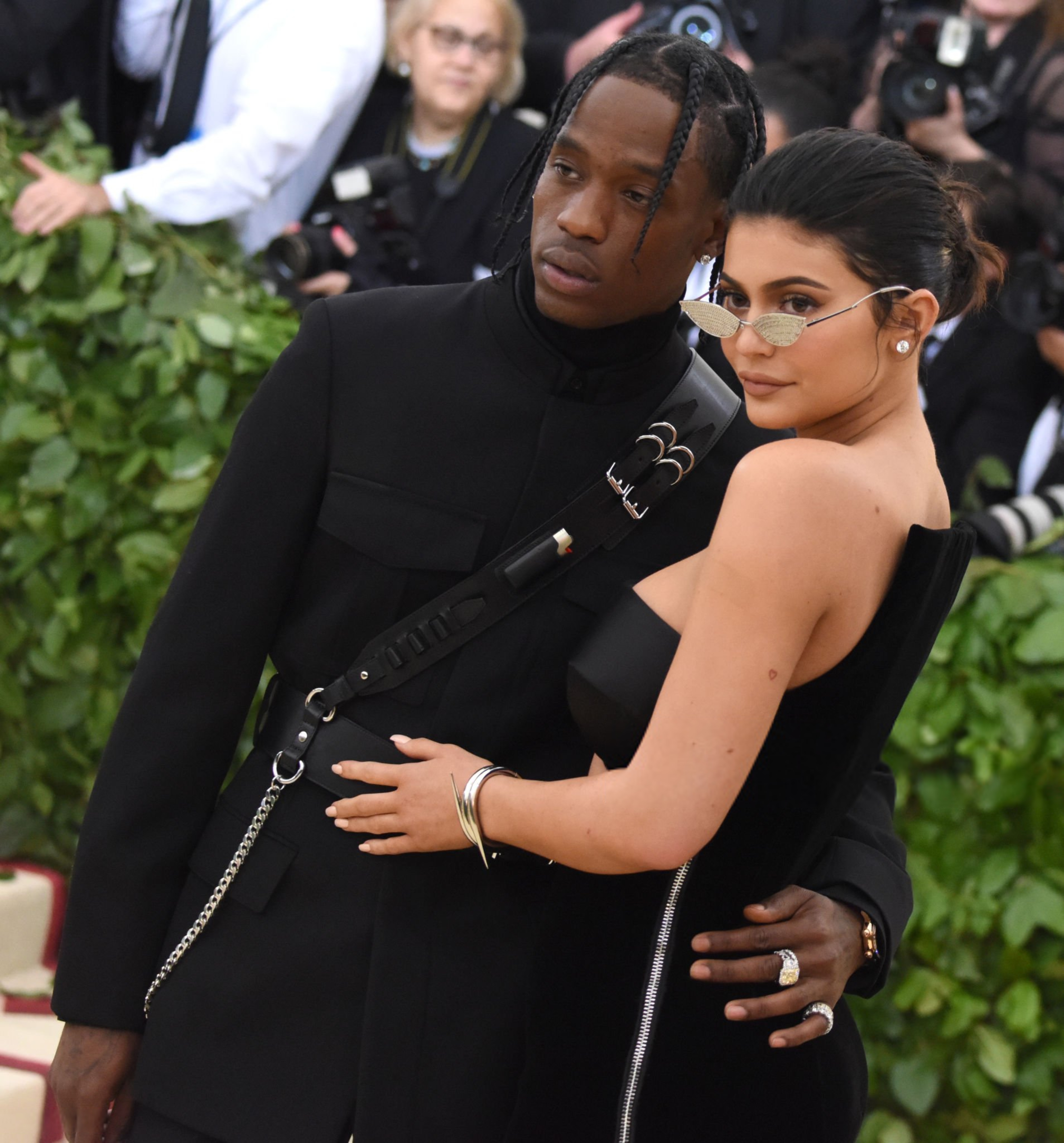 Access_Kardashian_286029.jpg