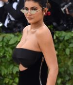 Access_Kardashian_017.jpg