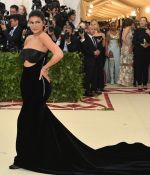 Access_Kardashian_09.jpg