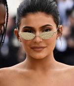 Access_Kardashian_282229.jpg