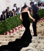Access_Kardashian_282429.jpg