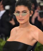 Access_Kardashian_282629.jpg