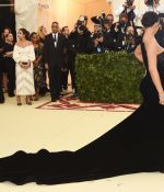 Access_Kardashian_282829.jpg