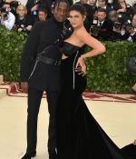 Access_Kardashian_283229.jpg