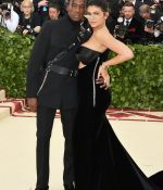 Access_Kardashian_28529.jpg