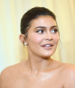 Access_Kardashian.jpg