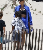Access_Kardashian_021.jpg