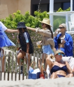 Access_Kardashian_023.jpg