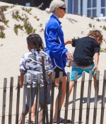 Access_Kardashian_030.jpg