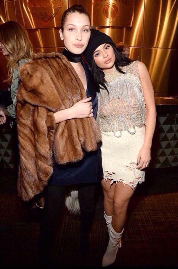 Access_Kardashian_03.jpg