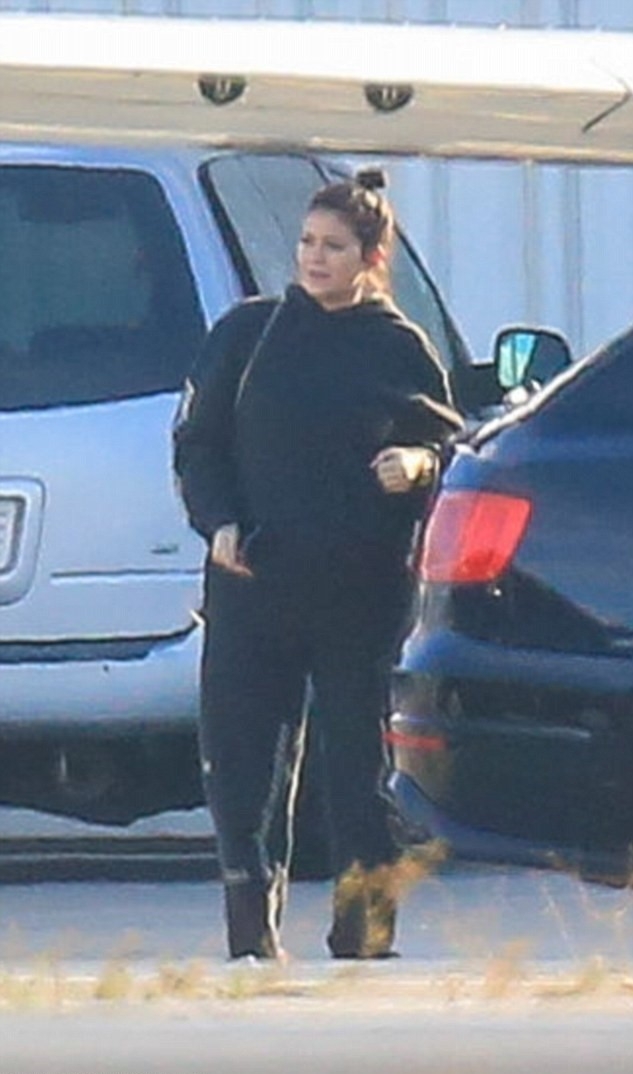 Access_Kardashian_03.jpg