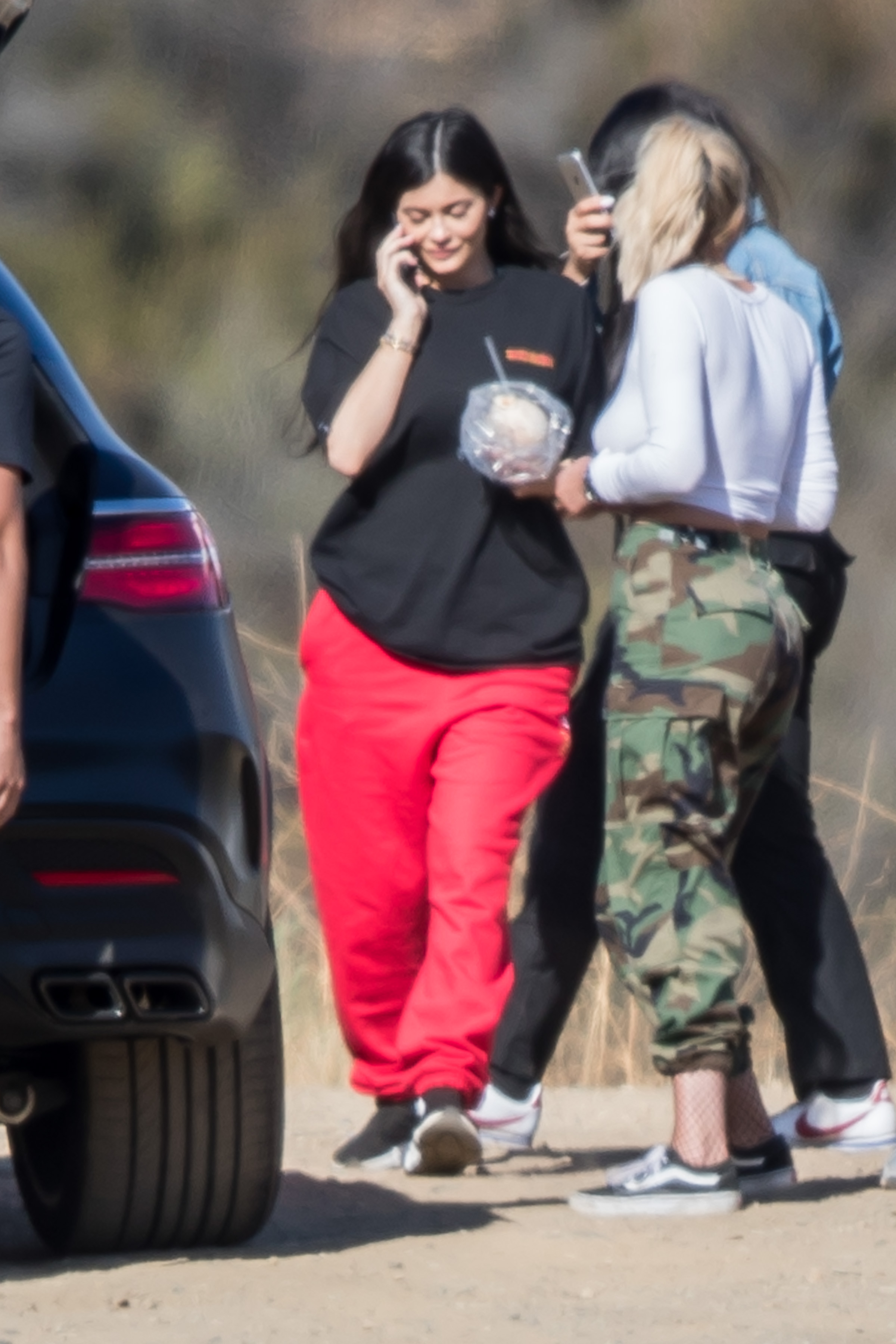 Access_Kardashian_05.jpg