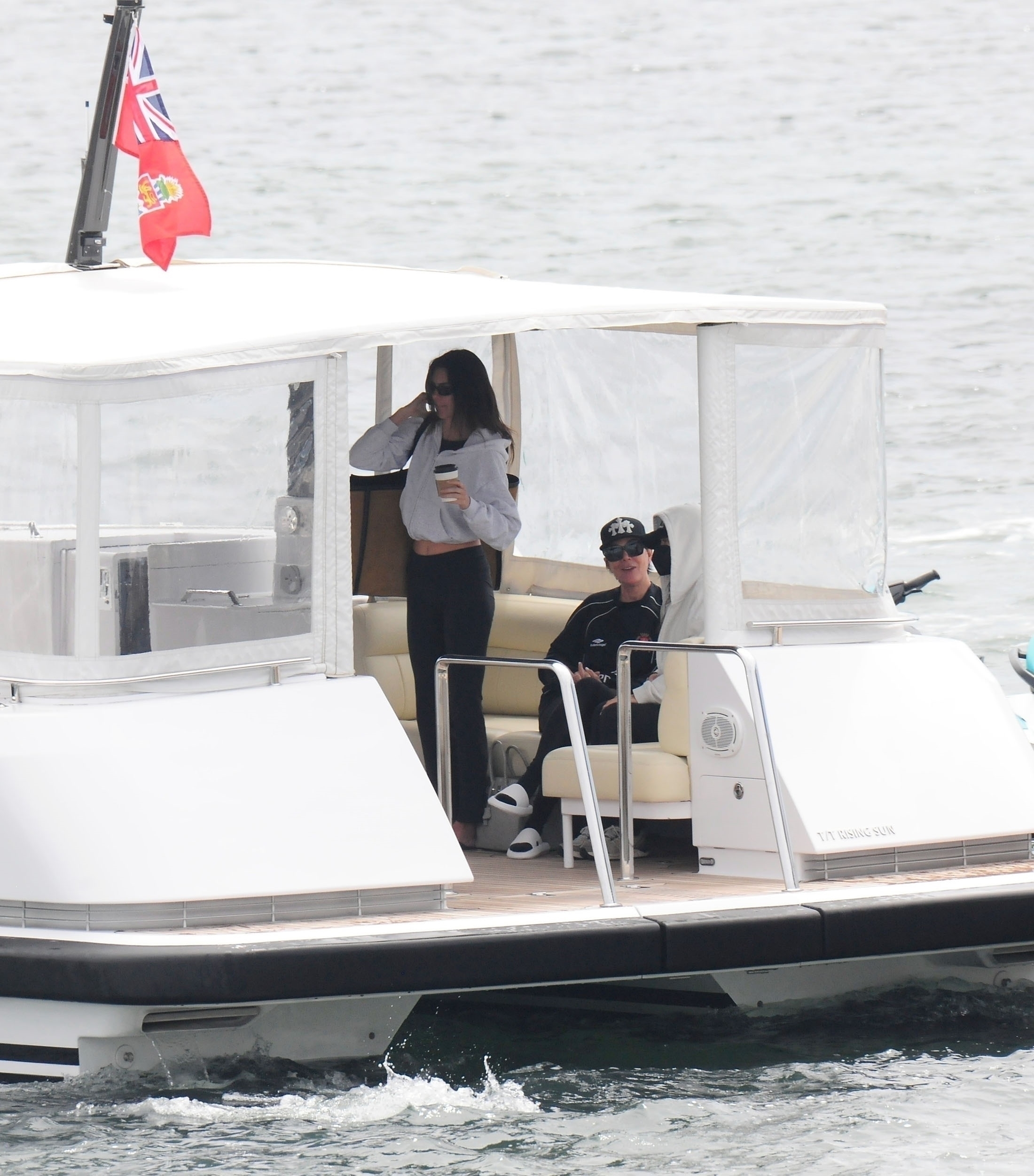 Access_Kardashian_281929.jpg
