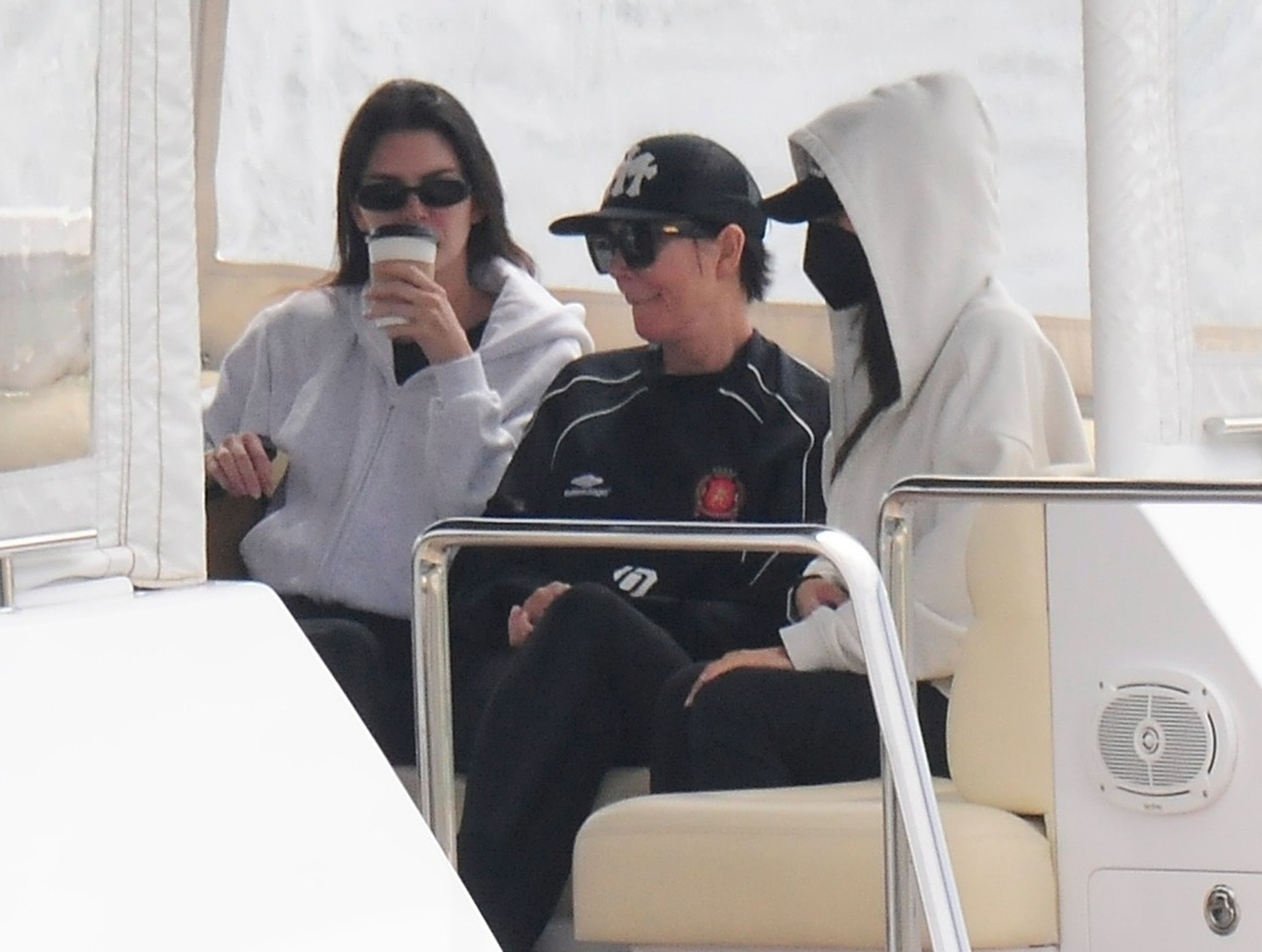 Access_Kardashian_282529.jpg