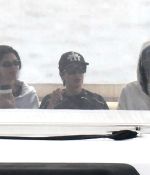 Access_Kardashian_28729.jpg