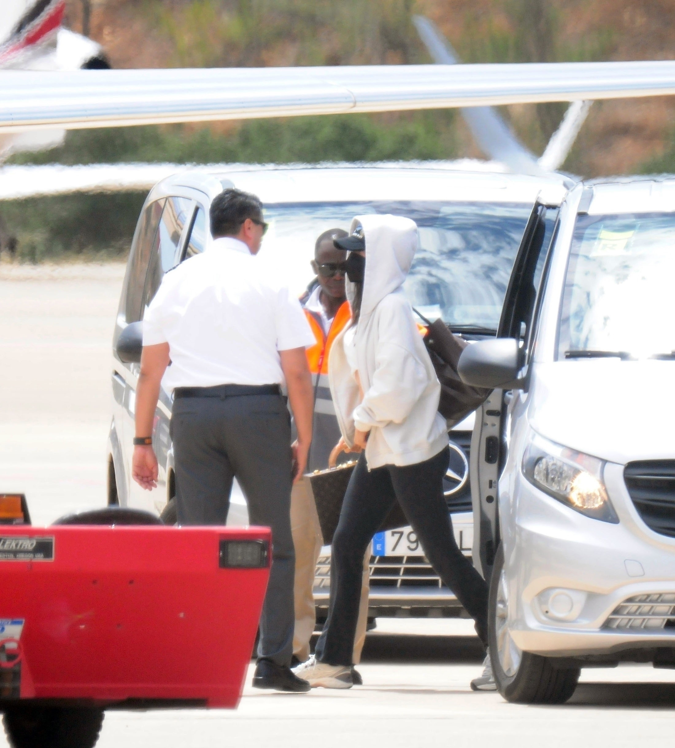 Access_Kardashian_281229.jpg