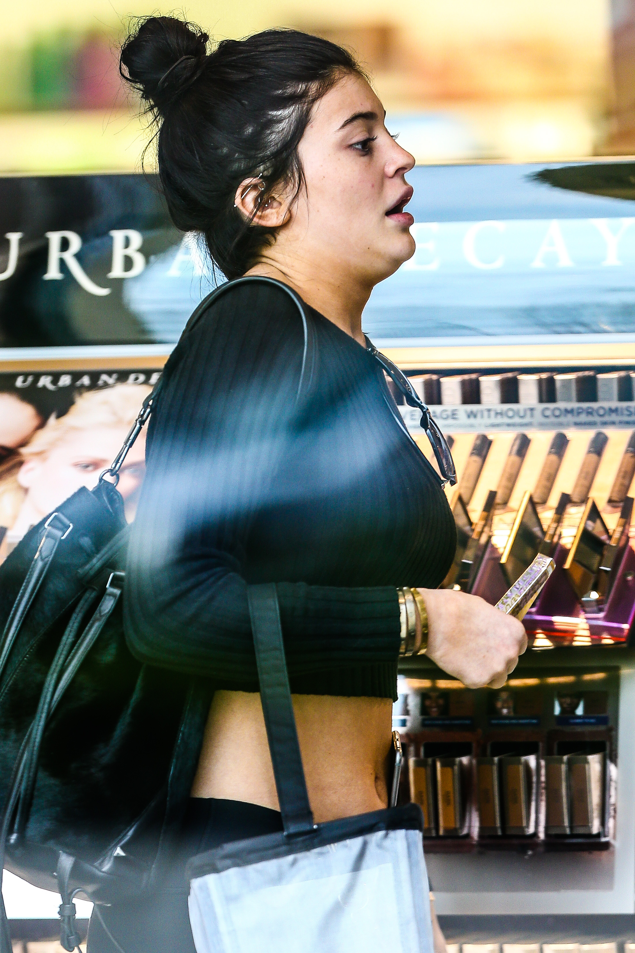 Access_Kardashian_07.jpg