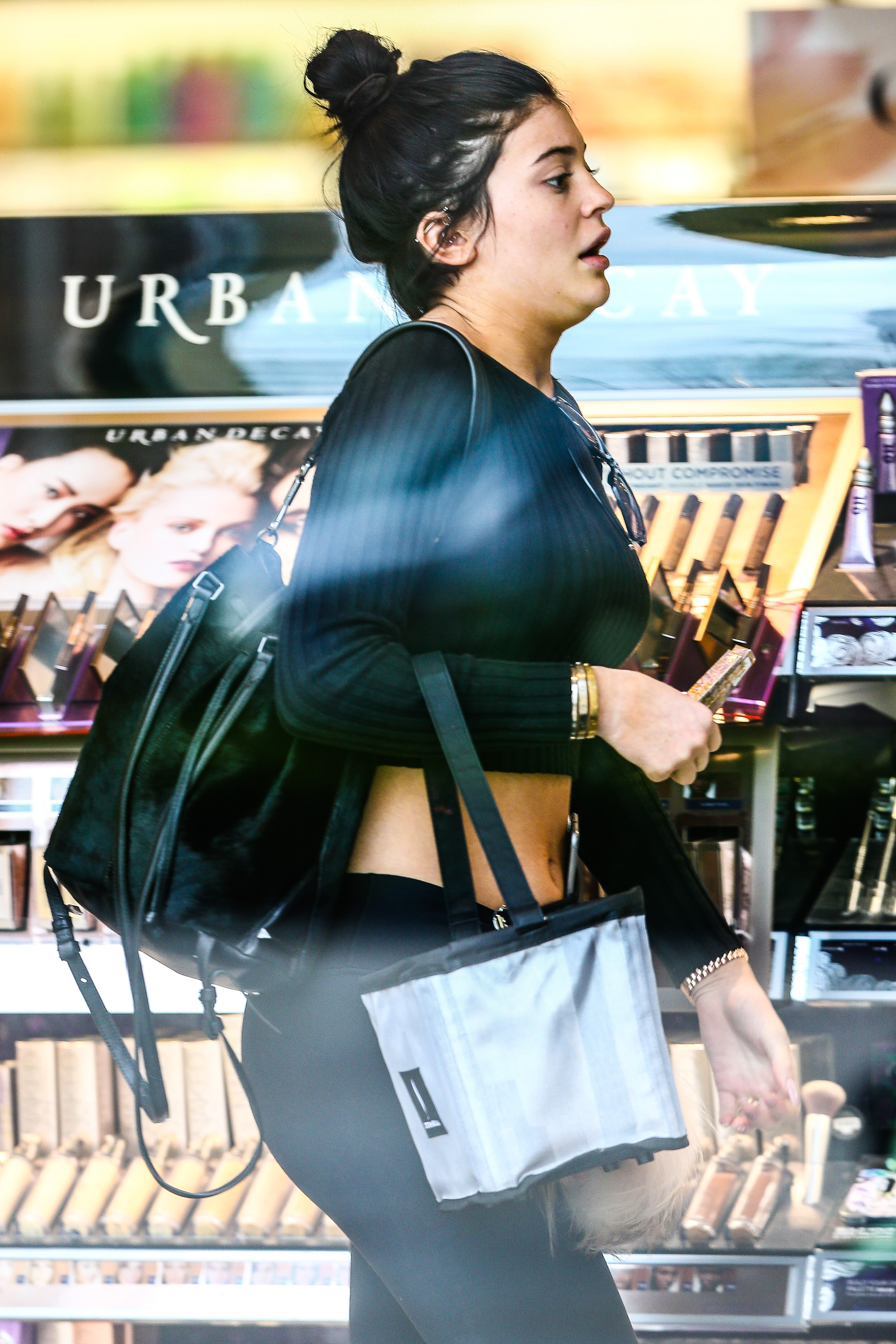 Access_Kardashian_09.jpg